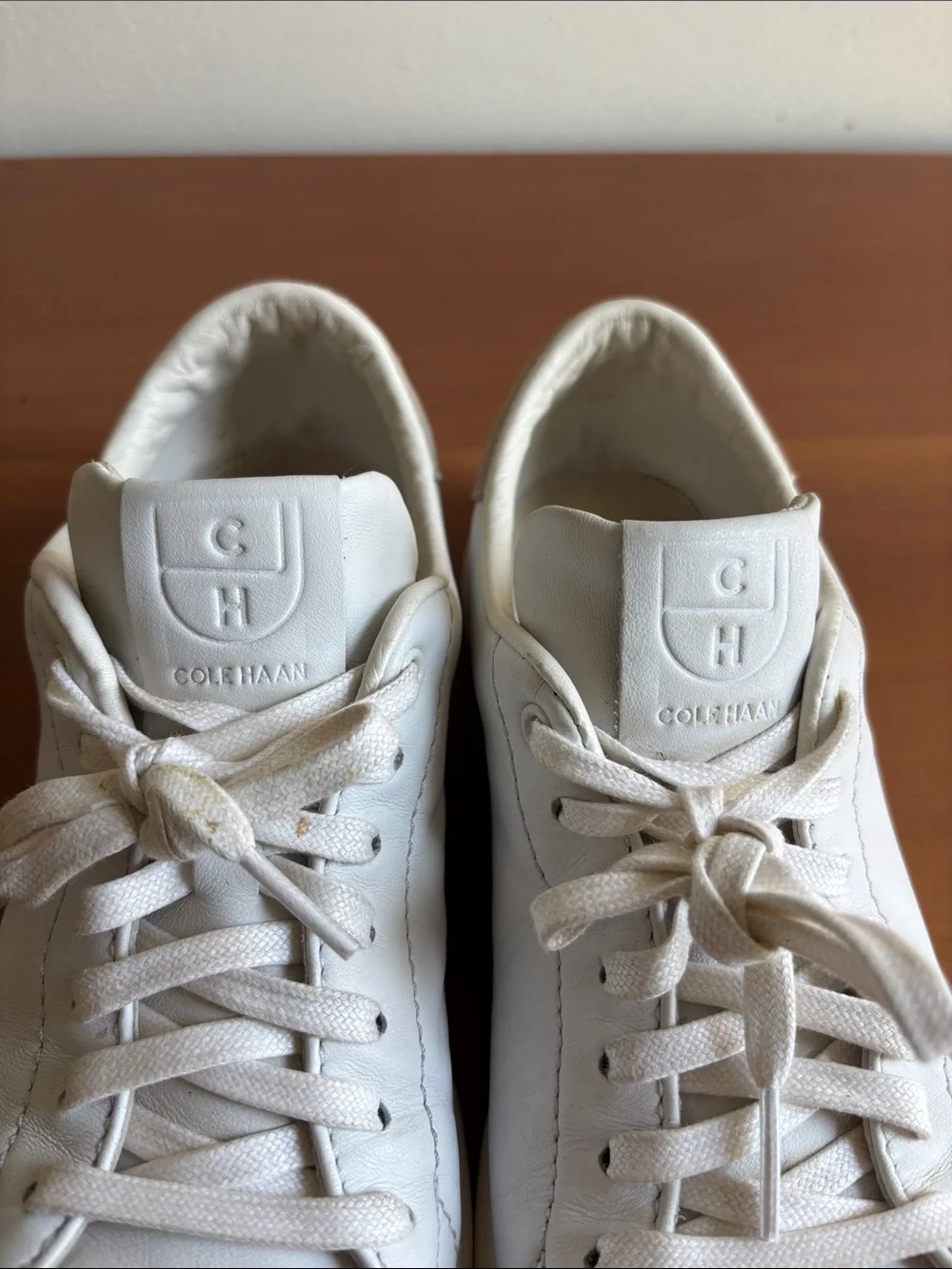 Cole Haan GrandPro White Low-Top Leather Sneakers with Tan Heel Accent size 8